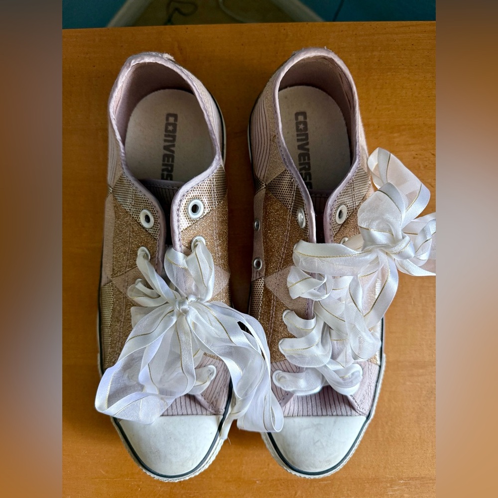 Converse Chuck Taylor Metallic sneakers size women’s 9.5 Eur 41